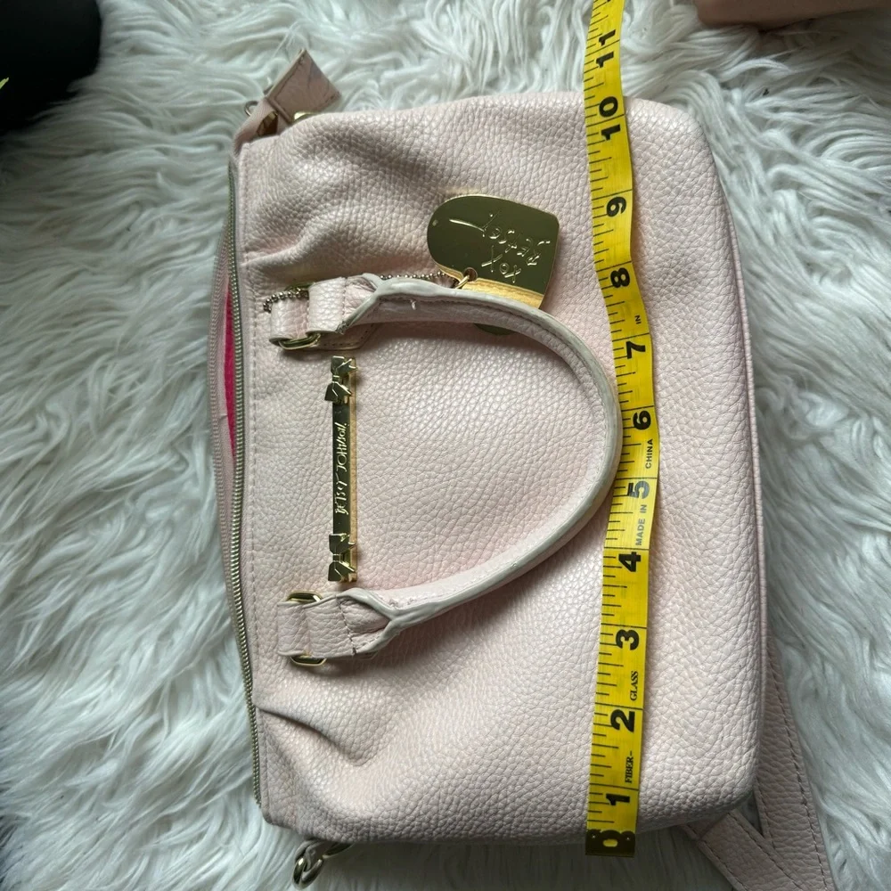Betsey Johnson pink crossbody purse